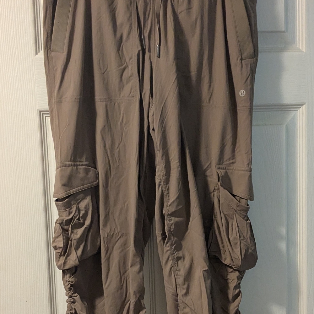 lululemon athletica Men's Brown Cargo Pants